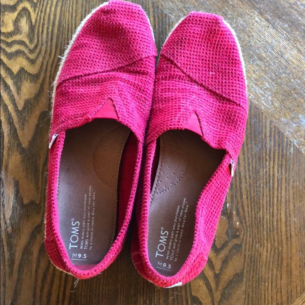 Slippers - Picture 3 of 3